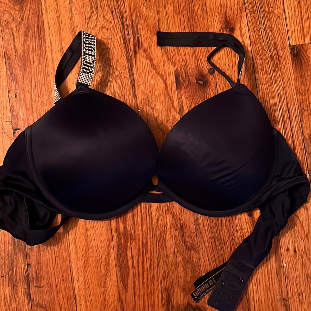 Victoria's Secret 38C Bra